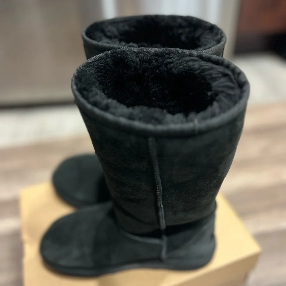 Ugg Black Tall Black Shearling Boots Bigs Kids Girl EUC